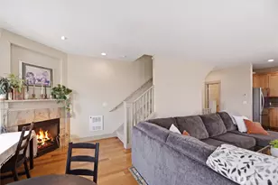 2540 14th Ave W, Seattle, WA 98119 - Photo 6