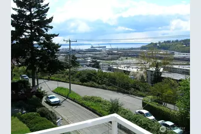 2540 14th Avenue W, Seattle, WA 98119 - Photo 12