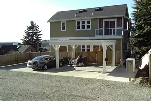 2540 14th Ave W, Seattle, WA 98119 - Photo 30