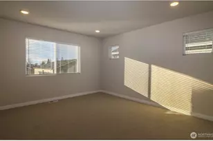 8422 52nd Pl NE, Marysville, WA 98270 - Photo 18