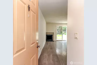 15280 Macadam Road S #E104, Tukwila, WA 98188 - Photo 4