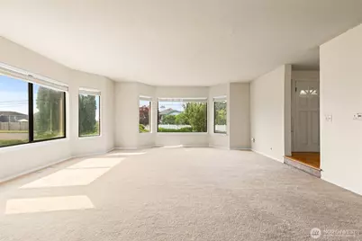 4101 Browns Point Boulevard NE, Tacoma, WA 98422 - Photo 6