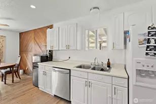 1101 Elm St, Kelso, WA 98626 - Photo 12