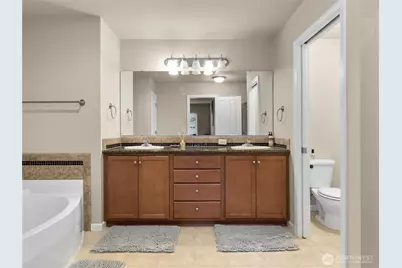 7625 Kodiak Avenue NE, Lacey, WA 98516 - Photo 18