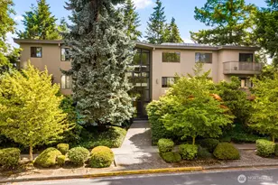9901 NE 4th St, Bellevue, WA 98004 - Photo 2