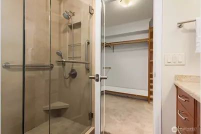 9901 NE 4th Street #1, Bellevue, WA 98004 - Photo 20