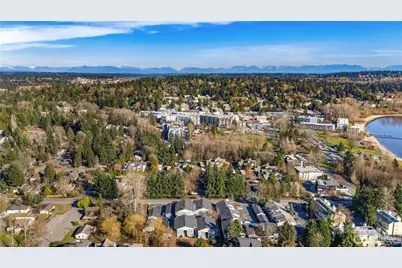11901 93rd Avenue NE #B205, Kirkland, WA 98034 - Photo 18