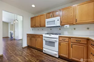 10732 Tucannon Ct SE, Yelm, WA 98597 - Photo 8