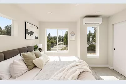 7624 NE Bothell Way #102, Kenmore, WA 98028 - Photo 10