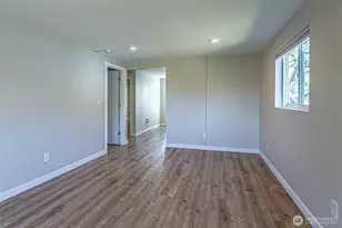 516 S 57th St, Tacoma, WA 98408 - Photo 6