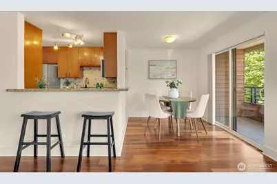 1717 5th Avenue N #101, Seattle, WA 98109 - Photo 6