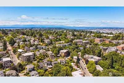 1717 5th Avenue N #101, Seattle, WA 98109 - Photo 24