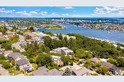 1717 5th Avenue N #101, Seattle, WA 98109 - Photo 26