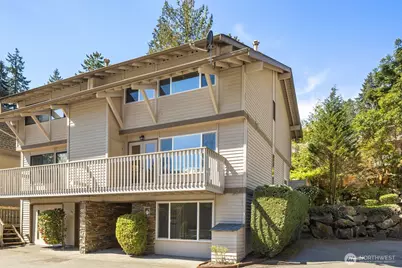 243 169th Avenue NE, Bellevue, WA 98008 - Photo 1