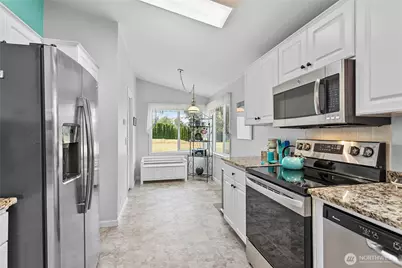5221 Tudor Lane, Ferndale, WA 98248 - Photo 10
