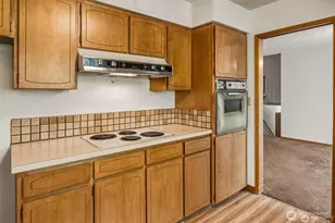 201 Inglewood Dr, Longview, WA 98632 - Photo 12