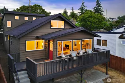 6340 40th Avenue SW, Seattle, WA 98136 - Photo 1