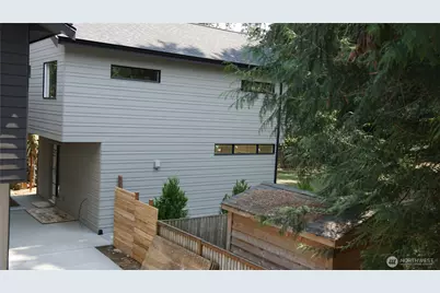 14338 Bagley Avenue N #B, Seattle, WA 98133 - Photo 24
