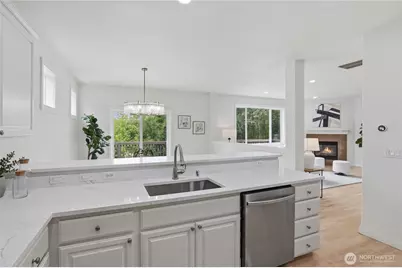252 245th Place NE, Sammamish, WA 98074 - Photo 14