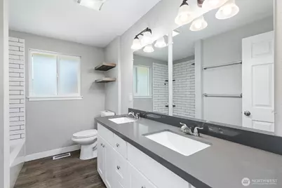 422 167th Street S, Spanaway, WA 98387 - Photo 10