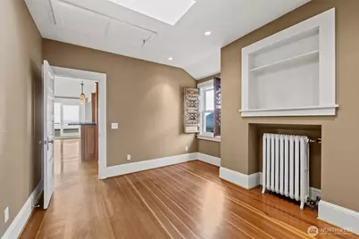 604 W Kinnear Place, Seattle, WA 98119 - Photo 22