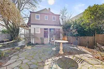 604 W Kinnear Place, Seattle, WA 98119 - Photo 30