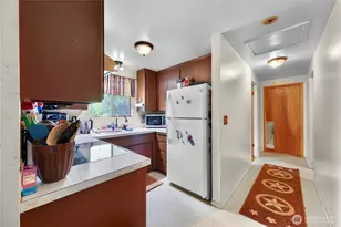 4036 Wynn Rd, Bellingham, WA 98225 - Photo 10
