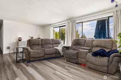 699 Maplewood Loop, Oak Harbor, WA 98277 - Photo 8
