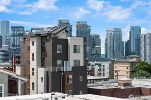 535 Summit Ave E, Seattle, WA 98102 - Photo 24