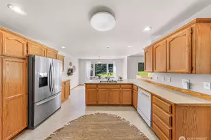4705 Desmond St, Bellingham, WA 98229 - Photo 12