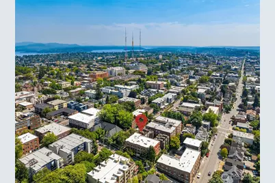 429 13th Avenue E, Seattle, WA 98102 - Photo 30