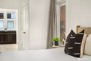 429 13th Ave E, Seattle, WA 98102 - Photo 16