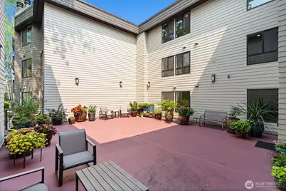 6300 Sand Point Way NE #306, Seattle, WA 98115 - Photo 20