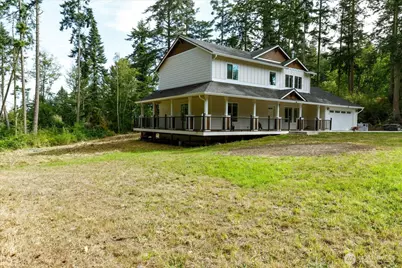 1012 Star Flower Road, Oak Harbor, WA 98277 - Photo 2