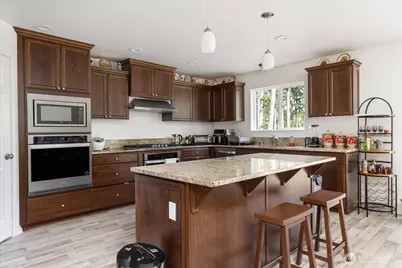 1012 Star Flower Road, Oak Harbor, WA 98277 - Photo 6