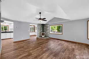 15917 Agate St SE, Yelm, WA 98597 - Photo 6