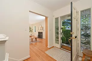 4902 NE 70th St, Seattle, WA 98115 - Photo 4