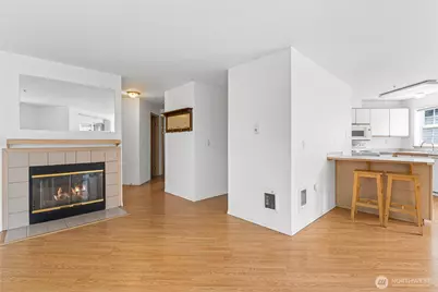 24018 26th Place S #C302, Des Moines, WA 98198 - Photo 2