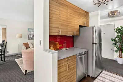 6201 Lake Washington Boulevard NE #208, Kirkland, WA 98033 - Photo 10
