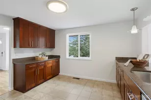 19703 12th Ave NE, Shoreline, WA 98155 - Photo 10