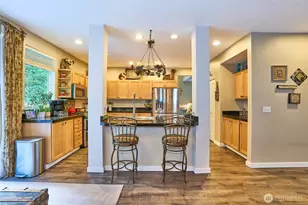 28091 Maple Ridge Way SE, Maple Valley, WA 98038 - Photo 10