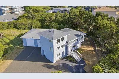 781 Camden Court SW, Ocean Shores, WA 98569 - Photo 1