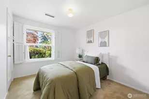 1016 Sunset Way, Bellevue, WA 98004 - Photo 22