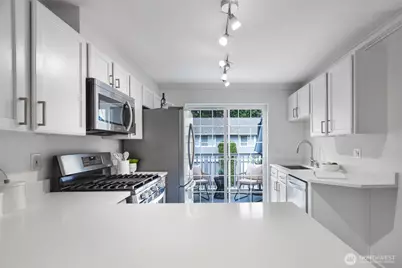 14534 12th Avenue NE, Shoreline, WA 98155 - Photo 2