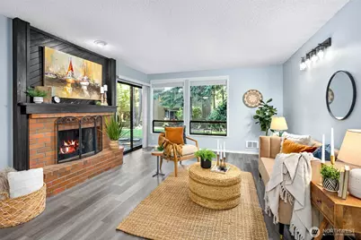 19115 Ballinger Way NW #102, Lake Forest Park, WA 98155 - Photo 2