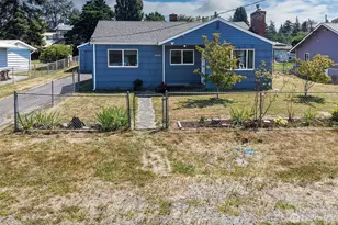 10303 B Street E, Tacoma, WA 98445 - Photo 2