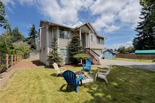 1709 Silver Lake Rd, Everett, WA 98208 - Photo 2