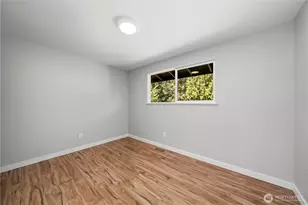 9437 NE 126th Pl, Kirkland, WA 98034 - Photo 16