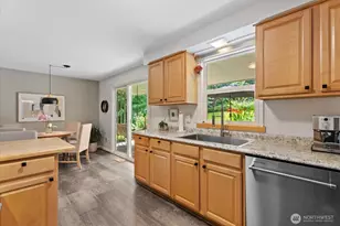18237 SE 135th St, Renton, WA 98059 - Photo 10