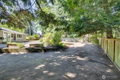 8510 SE 72nd Street, Mercer Island, WA 98040 - Photo 34